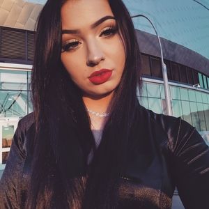 Meet your Posher, Taylor